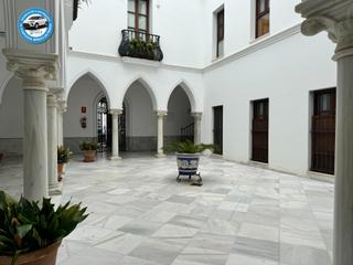 Attique à V Centenario-Piletas-Capuchinos. El hogar que combina todo lo que buscas en pleno centro
