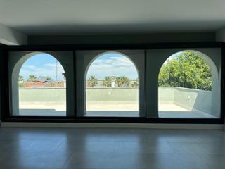 Attico in Centro-Calzada-Cabo Noval. Un refugio de lujo, sostenibilidad y vistas únicas