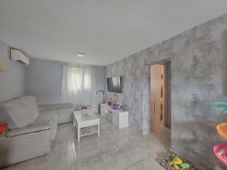 Pis a Ctra Jerez-Ctra del Puerto. Piso reformado en la barriada de los ángeles