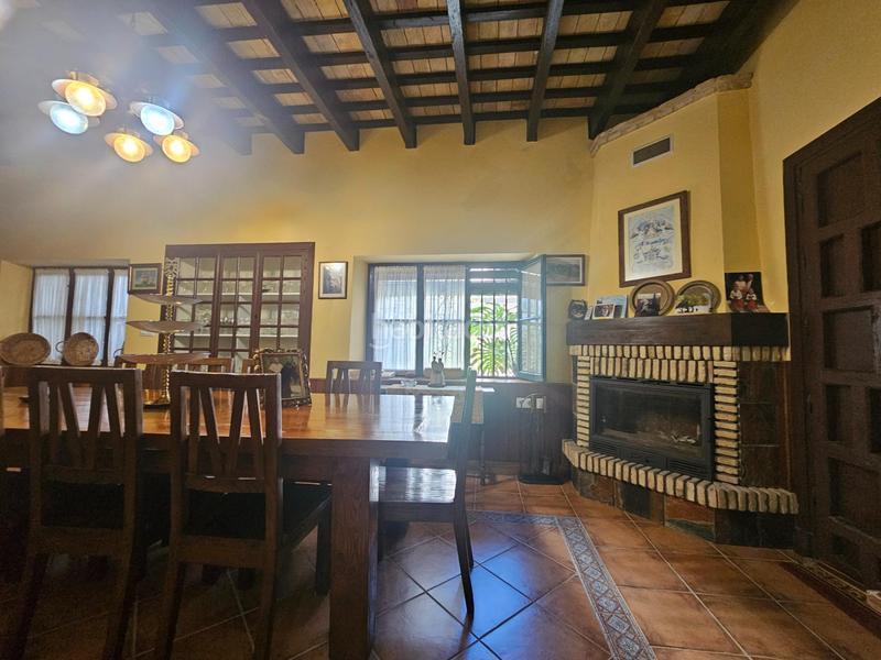 Foto d9b13f19-6440-409c-ad3c-a3a976dcb174. Masia amb aparcament a Ctra Jerez-Ctra del Puerto Sanlúcar de Barrameda