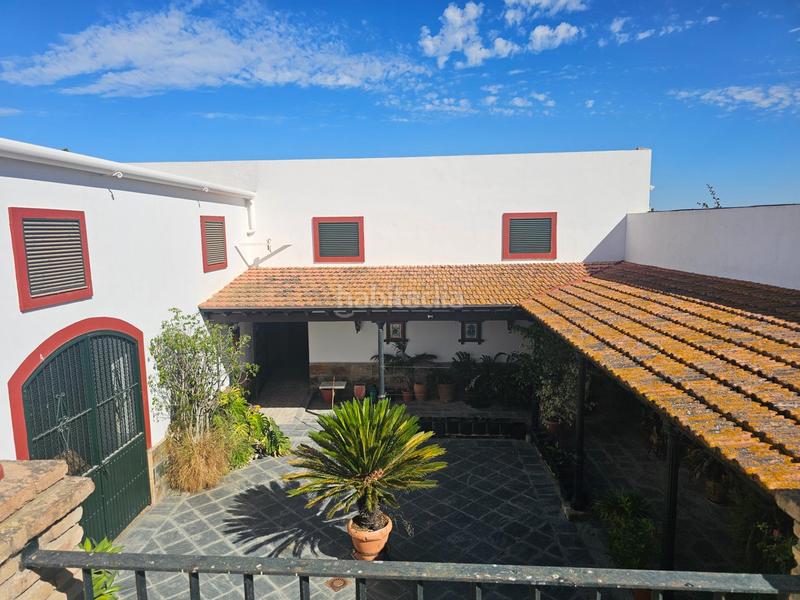 Foto ee88dc70-af9a-44b0-ab8f-aeeaf77c69ea. Masia amb aparcament a Ctra Jerez-Ctra del Puerto Sanlúcar de Barrameda