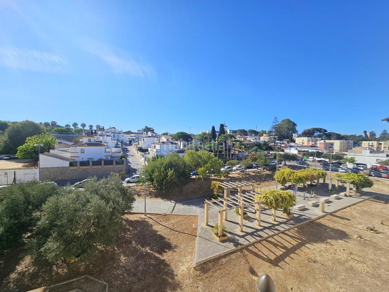 Foto 13649624-2f40-4012-b4cb-a598e91f8160. Piso  en avenida san francisco en El Pino-Bajo de Guía Sanlúcar de Barrameda