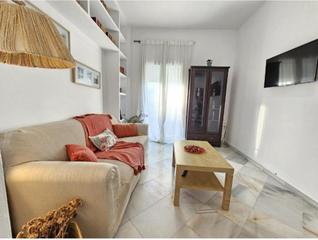 Flat in Centro-Calzada-Cabo Noval. Oportunidad en el centro de sanlúcar