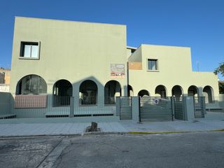 Aparcament cotxe a Calle rodrigo de triana 1. Tu plaza de garaje a un paso de la playa en sanlúcar