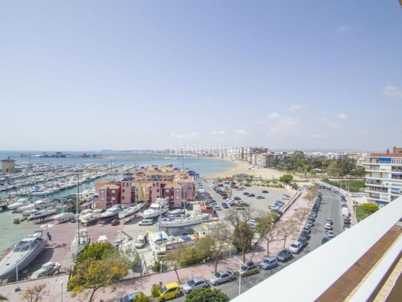 Foto aa1a949a-ec18-46ee-8f20-39051b0abf85. Àtic amb calefacció aparcament a Puerto Deportivo Torrevieja