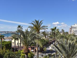 Apartamento en Las Piscinas Naturales. Apartamento con bonita vistas al puerto