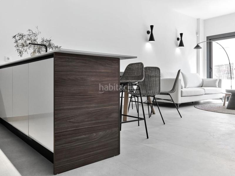 Foto a9a73a6c-0c05-4414-b0fc-13ca2f293bf7. Casa bungalow de diseño junto al mar en La Veleta Torrevieja