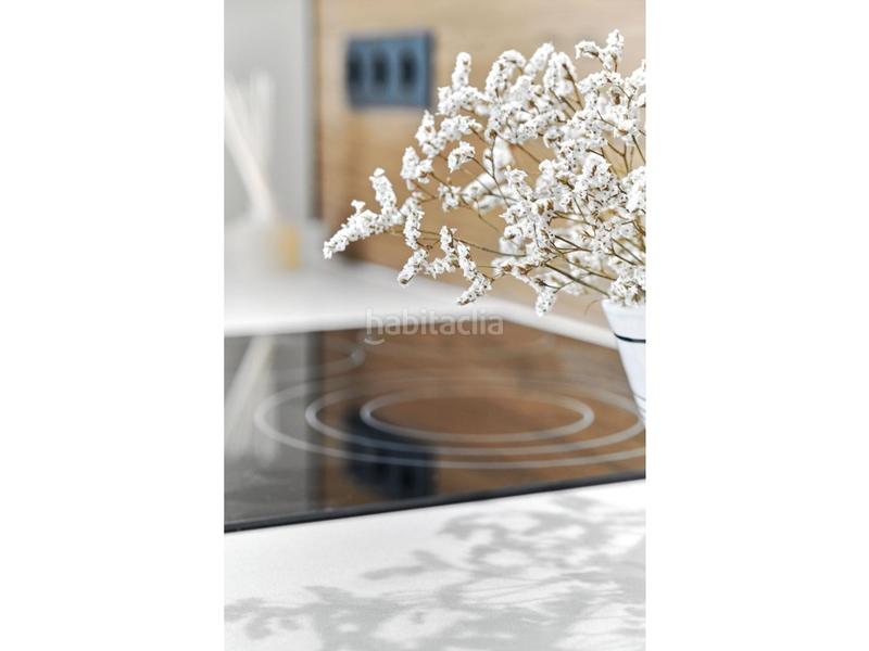 Foto cf8d4ac3-ac6e-49e8-8ee3-39d32875ba90. Casa bungalow de diseño junto al mar en La Veleta Torrevieja