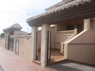 Maison à Los Balcones-Los Altos. Precioso adosado en los altos, torrevieja