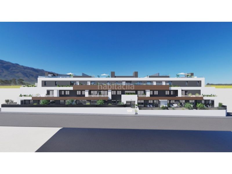 Foto a760f4bf-2705-4f71-9d05-7e72a1850a0c. Apartament amb piscina a Benijófar