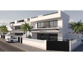 Casa a Los Peñascos-El Salero-Los Imbernones. Bungalows de obra nueva en san pedro del pinatar