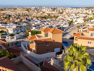 Haus  N/a. Chalet de obra nueva de 4 dormitorios en ciudad quesada, junto a