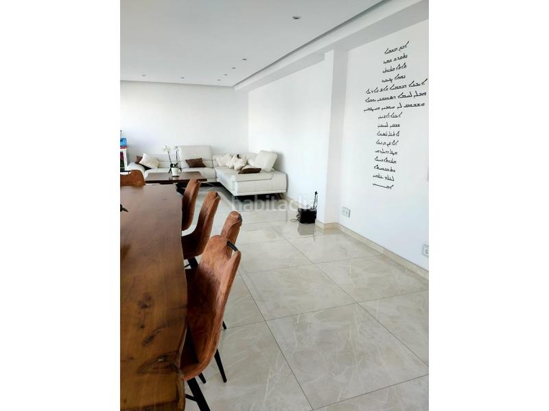 Foto 39c1cc9f-65f3-41b5-a91b-eb4013a95894. Casa con piscina in La Zenia Orihuela