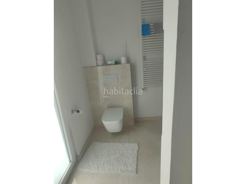 Foto 5b892464-57fe-4f37-b05b-7785051c1521. Casa con piscina in La Zenia Orihuela