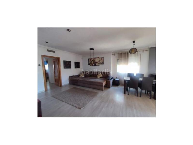 Foto 282ffd39-c626-46f3-acb3-781e81a4a5c0. Casa con piscina in Aguas Nuevas Torrevieja