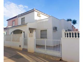 Haus  N/a. Villa  venta torrevieja