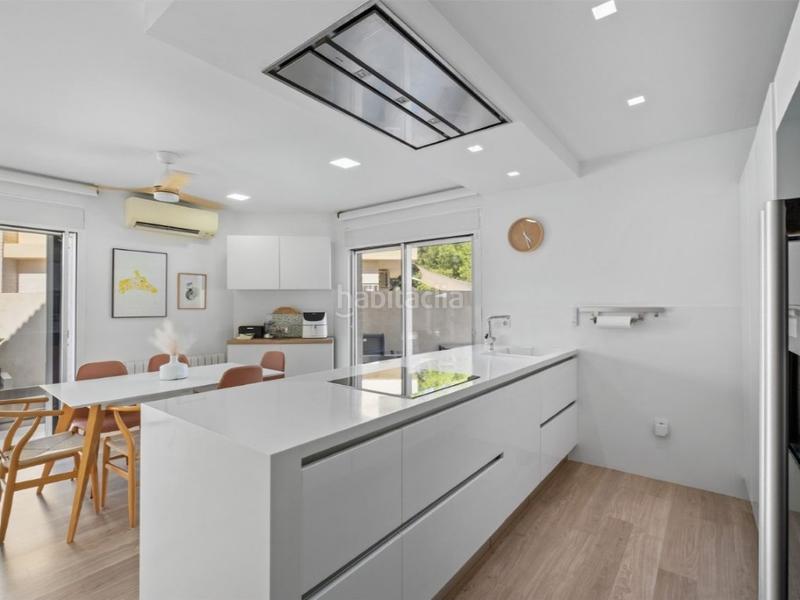 Foto f1605da8-d982-4e4a-a0a0-f2e2cbbf5870. Casa villa 4 habitaciones venta lalfàs del pi en Escandinavia-Cautivador Alfàs del Pi (l´)