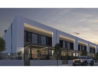 Maison à Dolores. Adosados modernos en dolores con piscina comunitaria