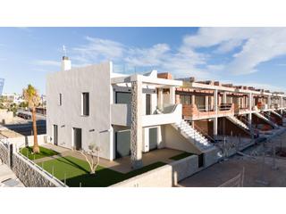 Haus in Pilar de la Horadada Ciudad. Bungalows de obra nueva en pilar de la horadada