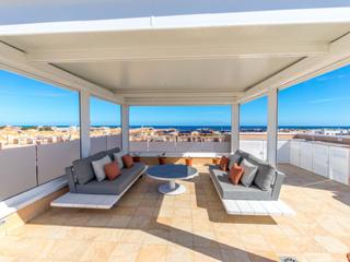 tic en Calle iris 33. tico villa con espectaculares vistas al mar y a las montaas