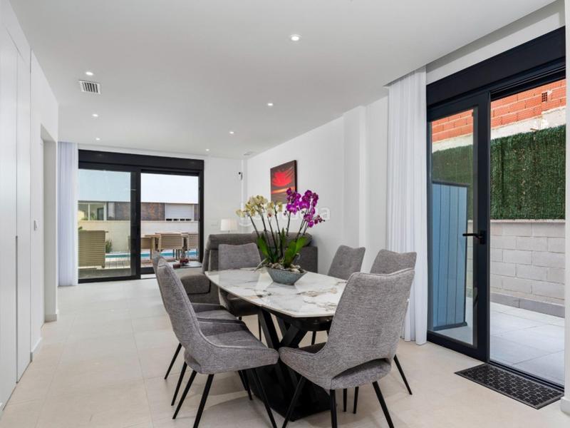 Foto faab4673-25e6-492c-9d7d-73fbf0771004. Casa chalets adosados de obra nueva en Los Secanos Guardamar del Segura