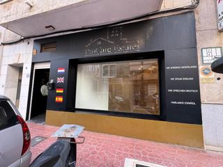 Oficina a Avenida pais valenciano 58. Local en el centro de guardamar del segura