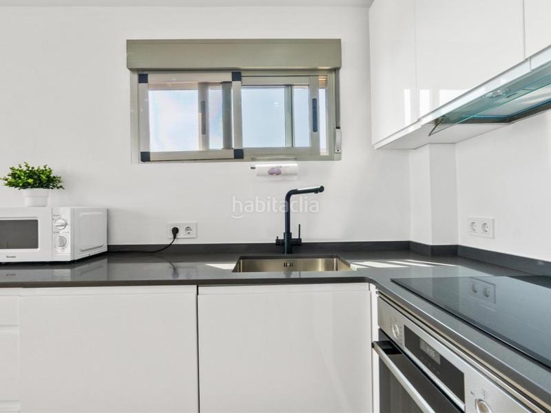 Foto 11ce11ae-8236-479e-8a2f-f3cf9a661267. Attico in calle brisa de la 14 in Cabo Cervera Torrevieja