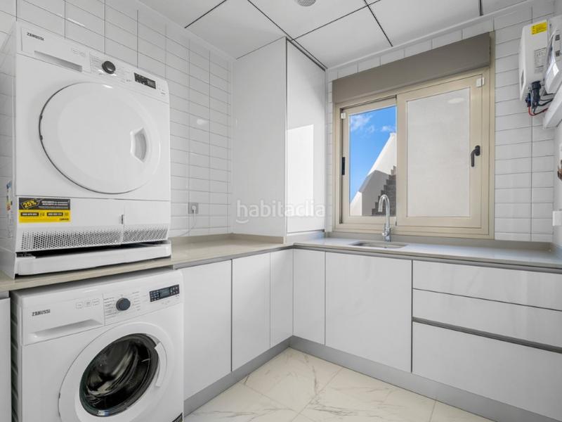 Foto 1f5236f4-d2cc-4c9c-a9fa-178920dc74ef. Maison avec piscine dans Los Almendros Orihuela