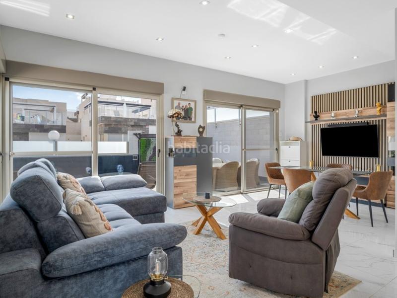 Foto 2df53c75-4dc3-4eac-8ddd-47322956329f. Maison avec piscine dans Los Almendros Orihuela