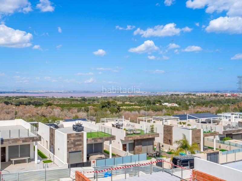 Foto 7192640c-67b5-408a-a661-b2039c99b951. Maison avec piscine dans Los Almendros Orihuela