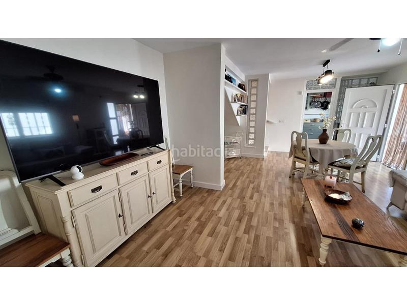 Foto 1438b8c3-1f22-442c-bb76-ad790efbc994. Casa amb piscina a Los Balcones-Los Altos Torrevieja