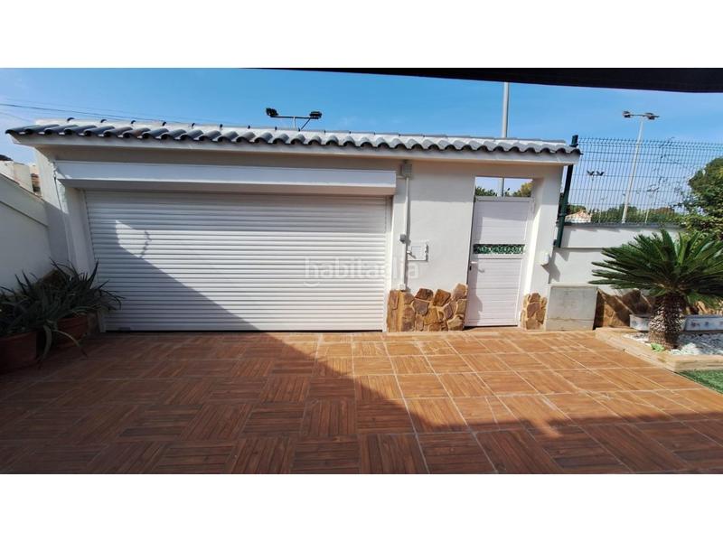Foto e3db6058-928a-4d6a-ab40-a03e19585682. Casa amb piscina a Los Balcones-Los Altos Torrevieja
