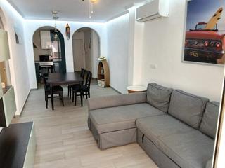 Appartement in N/a. Apartamento reformado de 3 dormitorios a 100m de la playa del cu