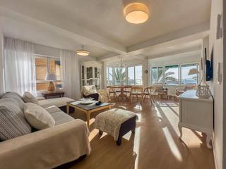 Apartamento en Paseo juan aparicio 11-b. Exclusivo apartamento en primera línea en el centro de torreviej