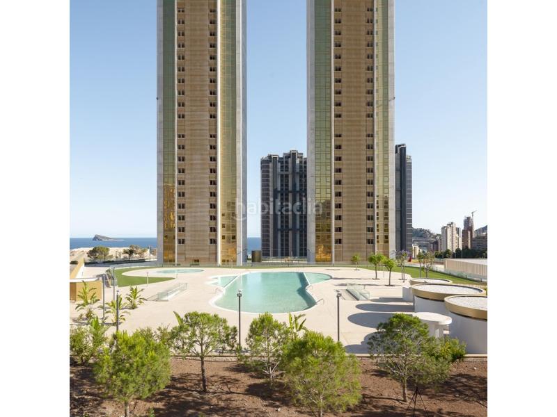 Foto c5fb29e6-a894-439b-8b5d-67de3e61100b. Àtic a avenida de mejico 7 a Playa Poniente Benidorm