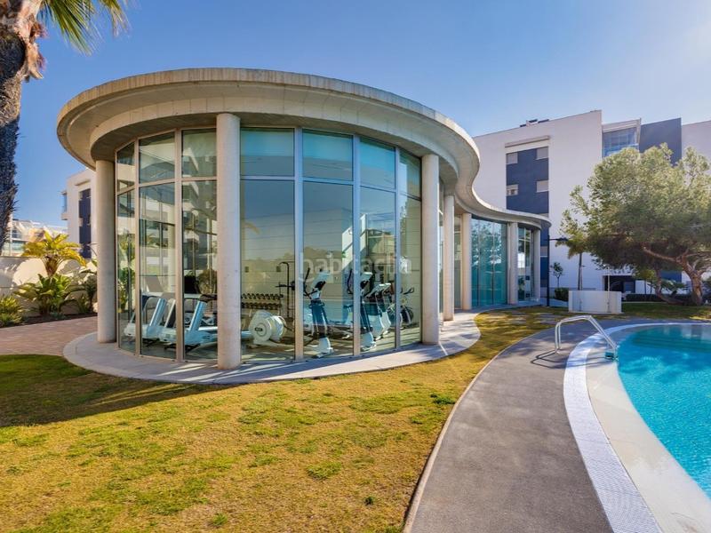 Foto bfde9638-2e64-4d20-bd25-56318032f682. Apartament amb aparcament piscina a Villamartín-Las Filipinas Orihuela