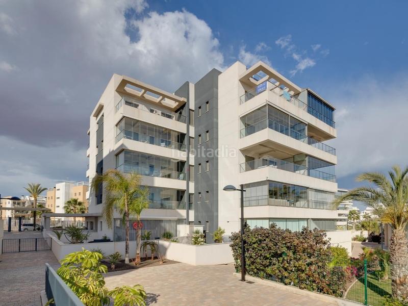 Foto c4480ad3-30e7-48af-befa-9b18ffe10e29. Apartament amb aparcament piscina a Villamartín-Las Filipinas Orihuela