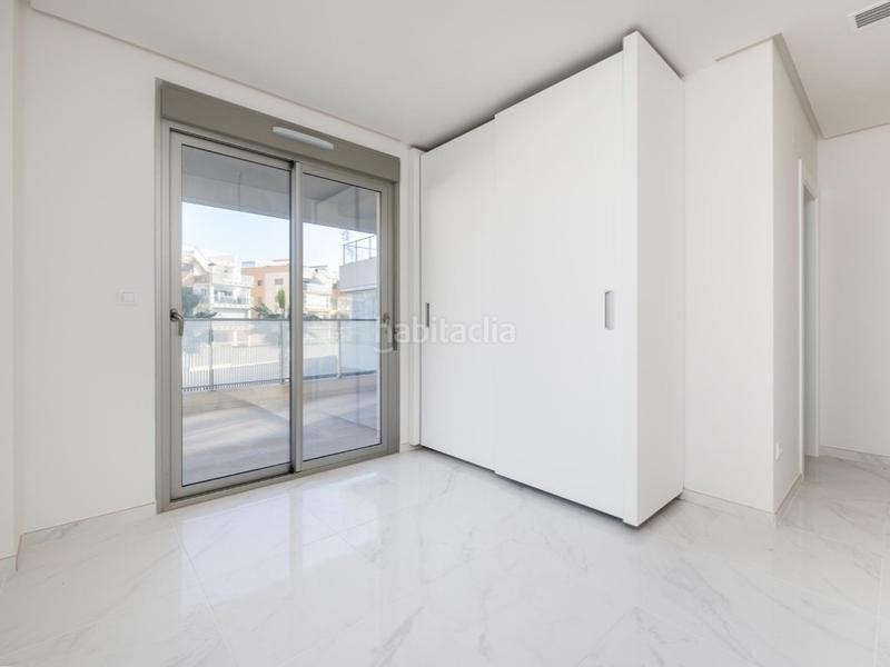 Foto c9cff401-f730-4220-882c-650ff4d35256. Apartament amb aparcament piscina a Villamartín-Las Filipinas Orihuela