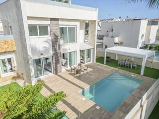 Haus in Calle fischer 71. Espectacular villa moderna en la exclusiva zona de torre del mor