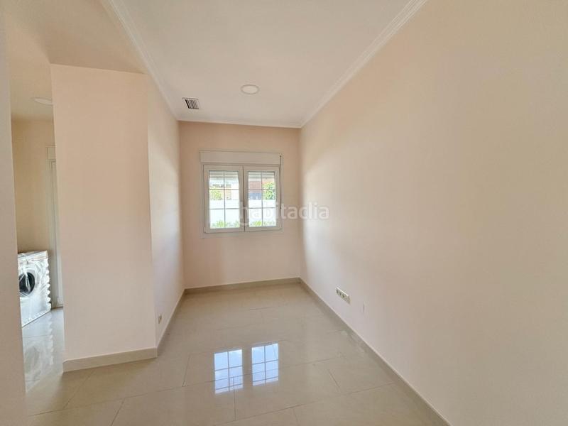 Foto fcdc8b0c-89f1-434b-9819-b926a002cf80. Haus mit pool in Cabo Roig Orihuela