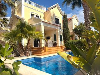 Maison à Lomas de Cabo Roig - Los Dolses. Villa  venta orihuela