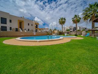 Casa a schiera  Calle miño 10. Casa adosada totalmente reformada en pau 26, orihuela costa
