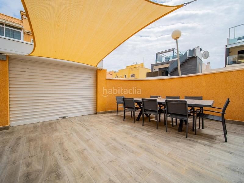 Foto 75095b48-0c35-475a-a87e-d1e27aca493d. Casa adosada en calle miño 10 casa adosada totalmente reformada en pau 26, costa en Orihuela