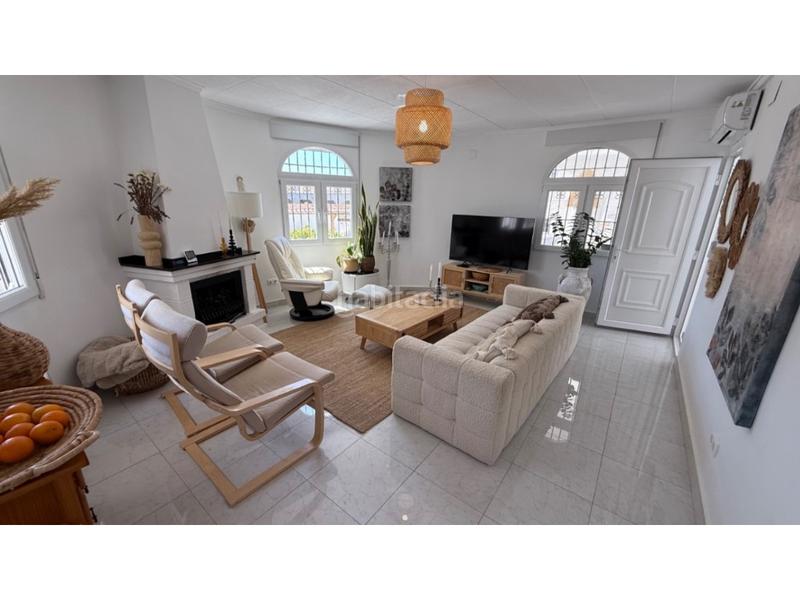 Foto 3529bf68-6079-4ae0-aa01-b367c6cca9bc. Maison avec parking dans Zona Carrefour - Urbanizaciones Torrevieja