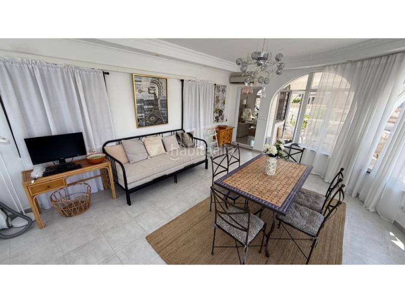 Foto 466bdf69-ce05-4a86-b556-ceef0a43eb0e. Maison avec parking dans Zona Carrefour - Urbanizaciones Torrevieja