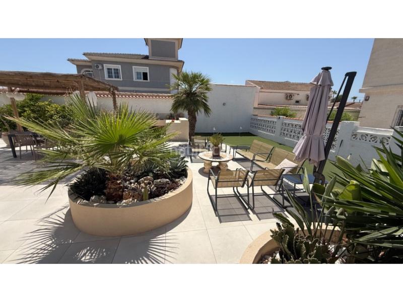 Foto 8c234bae-0359-4610-ab0b-884ff1585397. Maison avec parking dans Zona Carrefour - Urbanizaciones Torrevieja