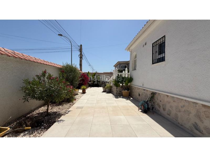 Foto b52430bd-2ebc-404f-8eb5-b828b5b82eef. Maison avec parking dans Zona Carrefour - Urbanizaciones Torrevieja