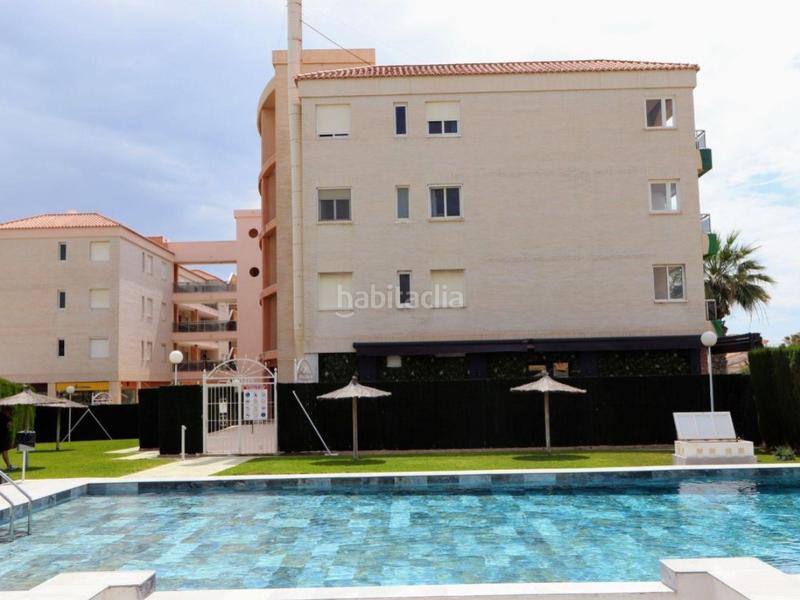 Foto 2c8cbb97-3a61-4d15-bedf-ba08c1ad909b. Apartamento 135 m de luz, espacio y mediterráneo en primera línea de costa en Orihuela
