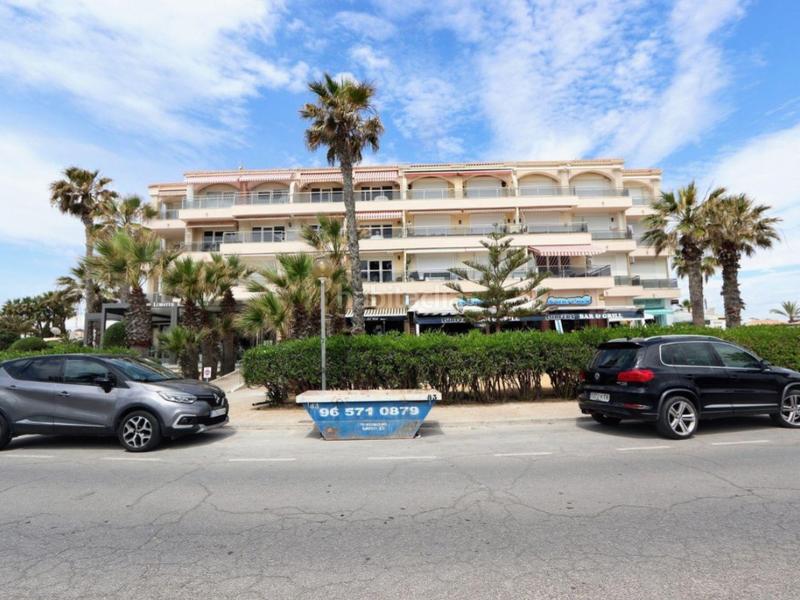 Foto 5930d936-e445-4371-bce0-3cb8d2acf92e. Apartamento 135 m de luz, espacio y mediterráneo en primera línea de costa en Orihuela