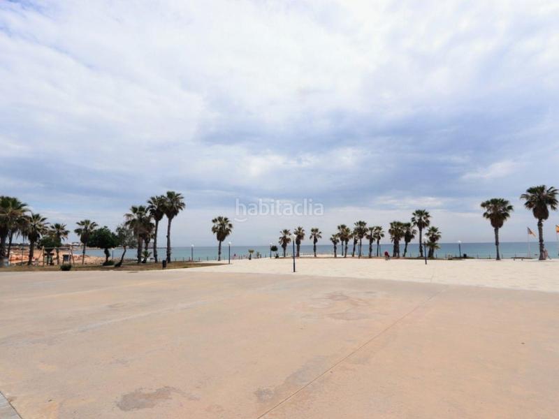 Foto c9e39247-c5b9-4355-8995-0574cf270031. Apartamento 135 m de luz, espacio y mediterráneo en primera línea de costa en Orihuela
